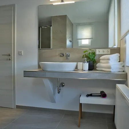 Am Siebenborn דירה